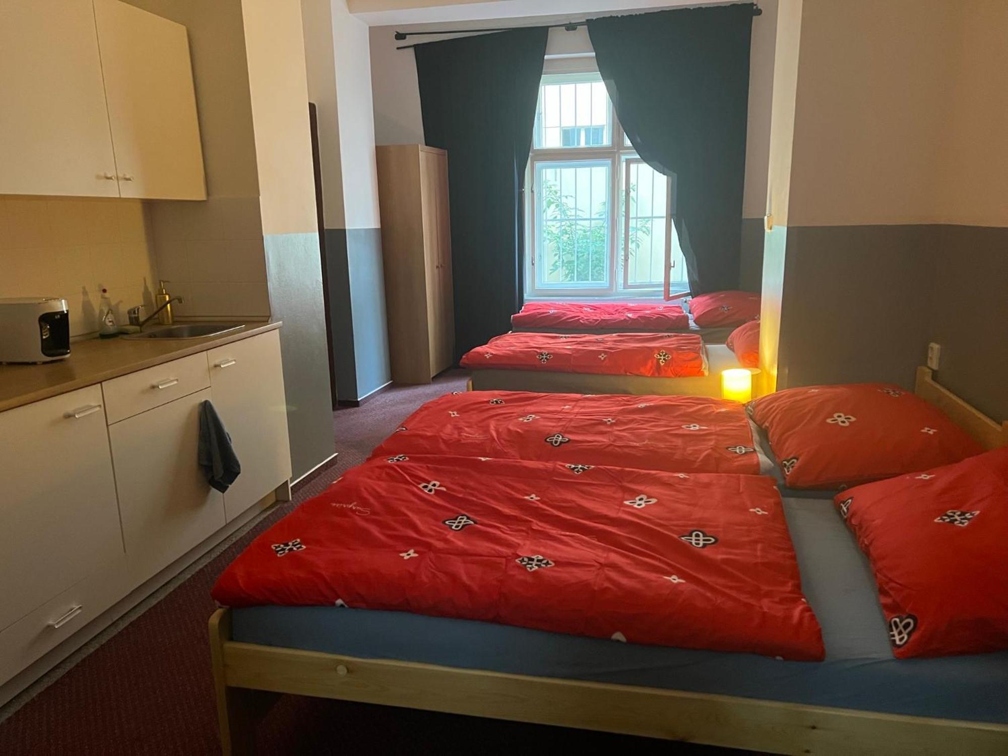 Summer Hostel Prag